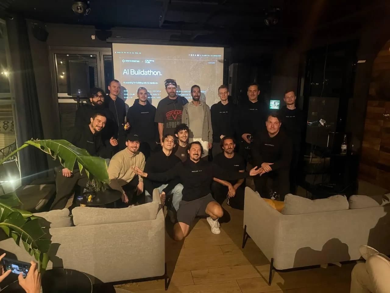 Die Teams beim AI Buildathon